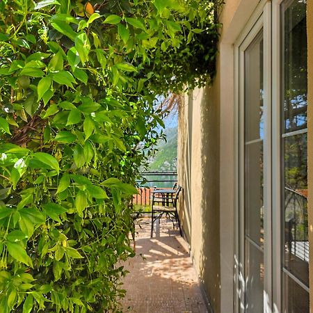 Apartment Mint&Rose Risan Exterior foto