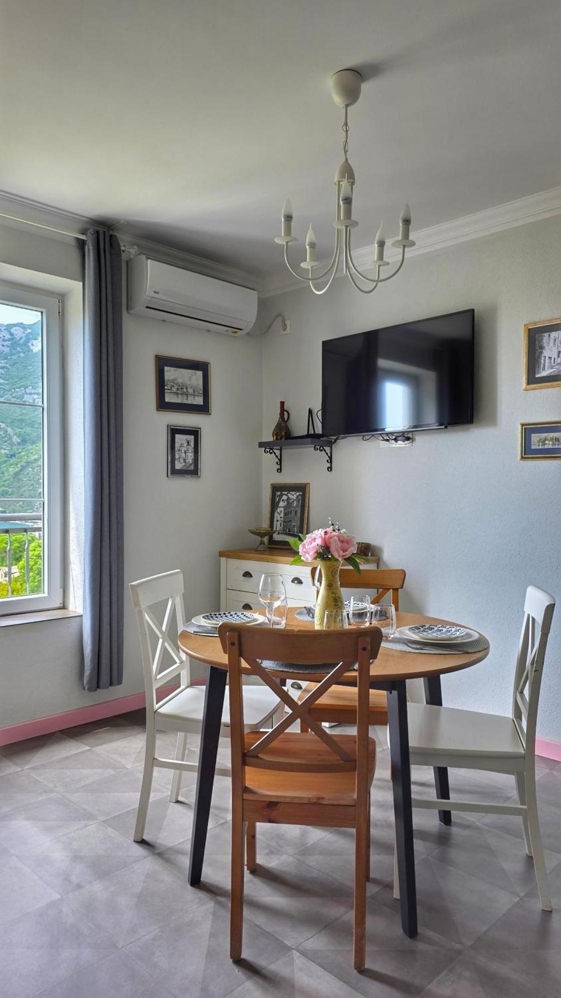 Apartment Mint&Rose Risan Exterior foto