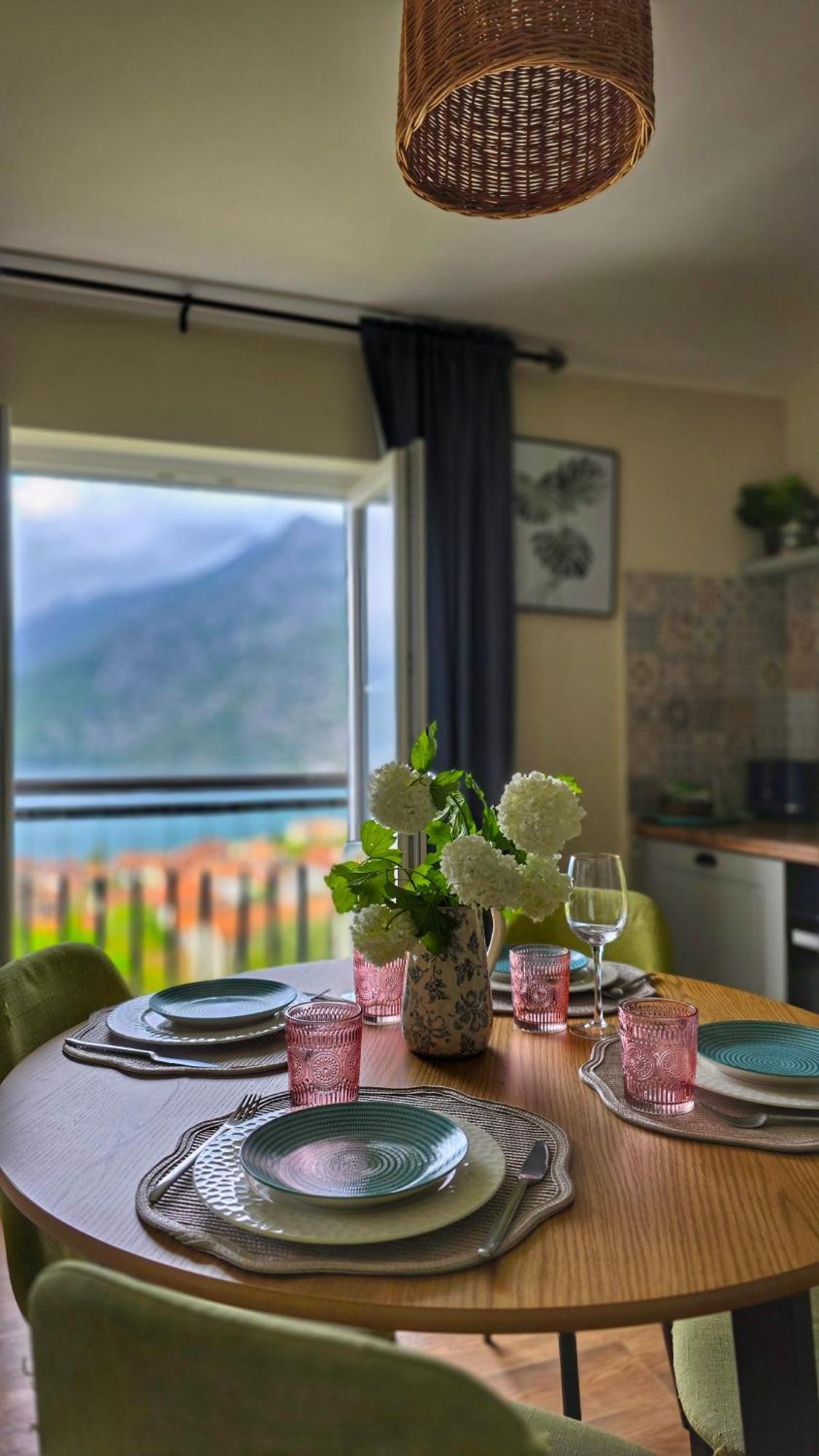 Apartment Mint&Rose Risan Exterior foto